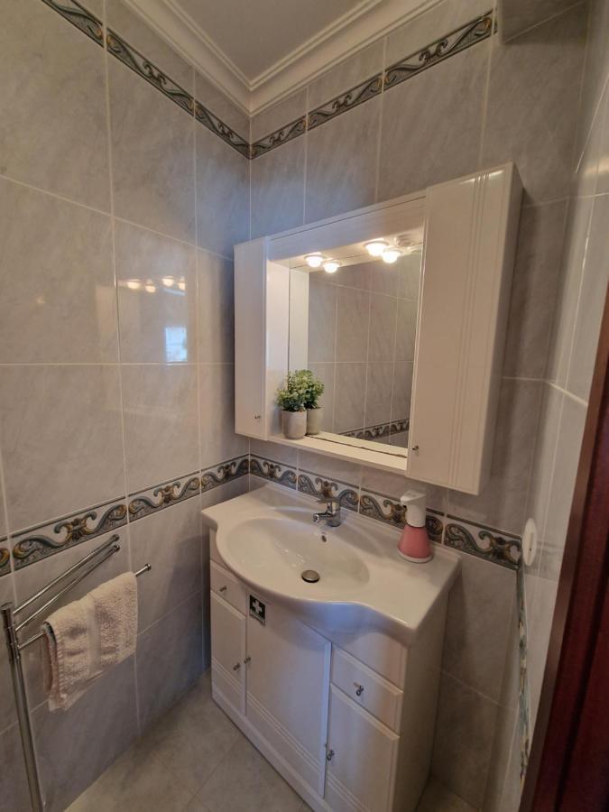 Chez Gilbert-Alojamento Local Alqueidao da Serra Ngoại thất bức ảnh