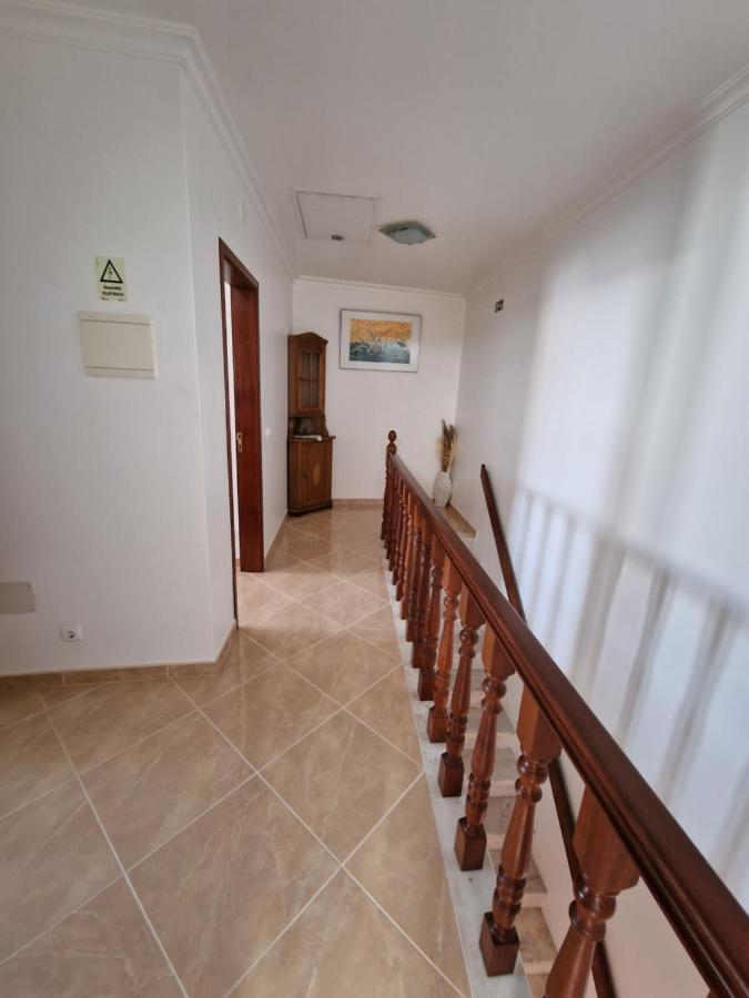 Chez Gilbert-Alojamento Local Alqueidao da Serra Ngoại thất bức ảnh